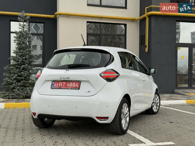 Белый Рено Зое, объемом двигателя 0 л и пробегом 52 тыс. км за 12999 $, фото 10 на Automoto.ua