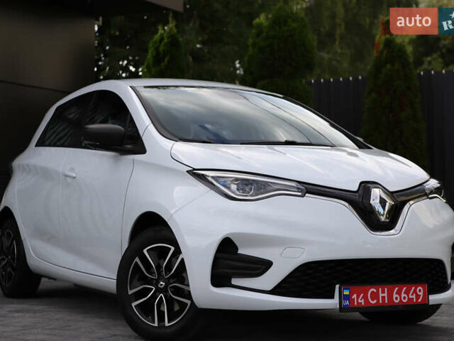 Белый Рено Зое, объемом двигателя 0 л и пробегом 19 тыс. км за 14400 $, фото 14 на Automoto.ua