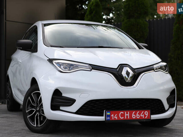 Белый Рено Зое, объемом двигателя 0 л и пробегом 19 тыс. км за 14400 $, фото 1 на Automoto.ua