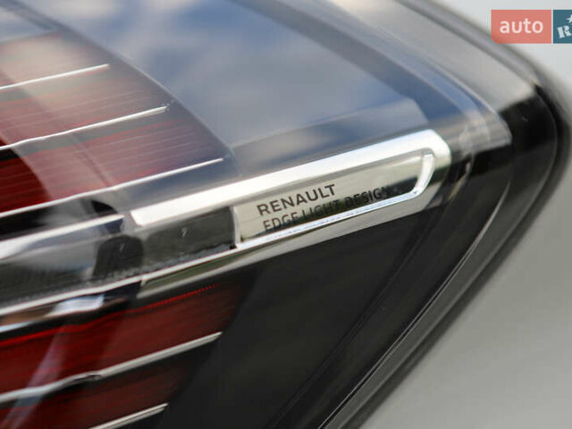 Белый Рено Зое, объемом двигателя 0 л и пробегом 19 тыс. км за 14400 $, фото 55 на Automoto.ua