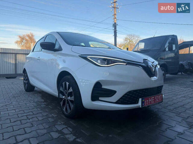 Белый Рено Зое, объемом двигателя 0 л и пробегом 69 тыс. км за 12900 $, фото 3 на Automoto.ua