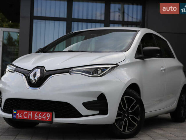 Белый Рено Зое, объемом двигателя 0 л и пробегом 19 тыс. км за 14400 $, фото 8 на Automoto.ua