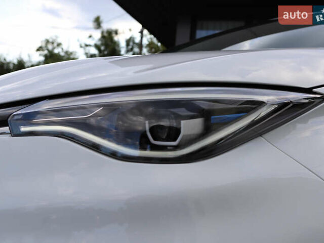 Белый Рено Зое, объемом двигателя 0 л и пробегом 19 тыс. км за 14400 $, фото 12 на Automoto.ua