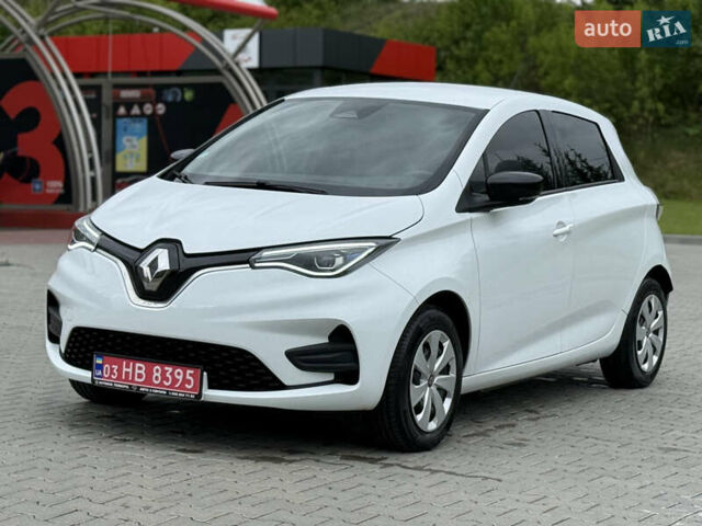 Белый Рено Зое, объемом двигателя 0 л и пробегом 35 тыс. км за 13900 $, фото 10 на Automoto.ua