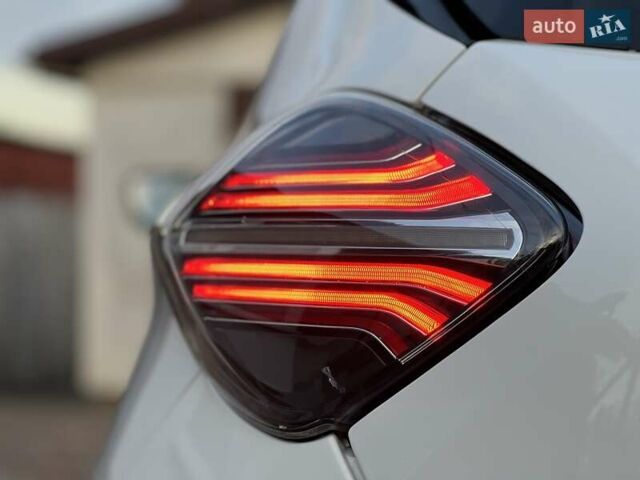 Рено Зое 2022 в Ровно на Automoto.ua Белый Рено Зое, объемом двигателя 0 л и пробегом 25 тыс. км за 14700 $, фото 34 на Automoto.ua