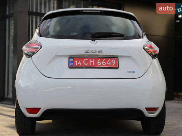 Белый Рено Зое, объемом двигателя 0 л и пробегом 19 тыс. км за 14400 $, фото 44 на Automoto.ua