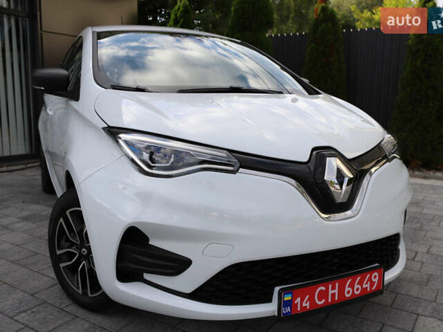 Белый Рено Зое, объемом двигателя 0 л и пробегом 19 тыс. км за 14400 $, фото 23 на Automoto.ua