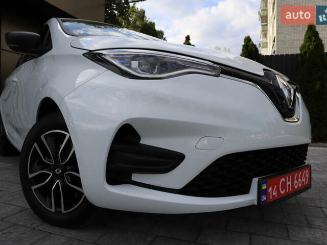 Белый Рено Зое, объемом двигателя 0 л и пробегом 19 тыс. км за 14400 $, фото 26 на Automoto.ua