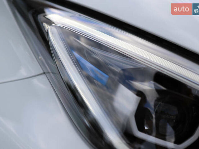 Белый Рено Зое, объемом двигателя 0 л и пробегом 19 тыс. км за 14400 $, фото 27 на Automoto.ua