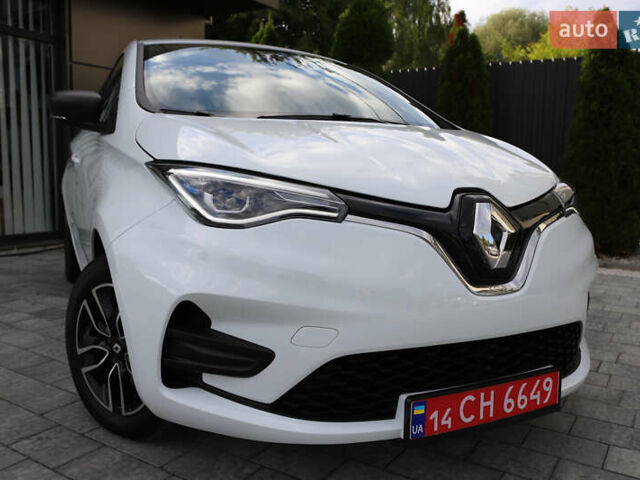 Белый Рено Зое, объемом двигателя 0 л и пробегом 19 тыс. км за 14400 $, фото 25 на Automoto.ua