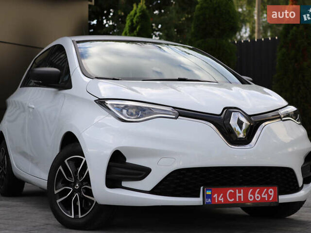 Белый Рено Зое, объемом двигателя 0 л и пробегом 19 тыс. км за 14400 $, фото 18 на Automoto.ua