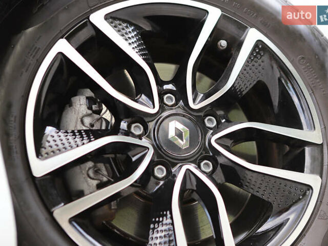 Белый Рено Зое, объемом двигателя 0 л и пробегом 19 тыс. км за 14400 $, фото 10 на Automoto.ua