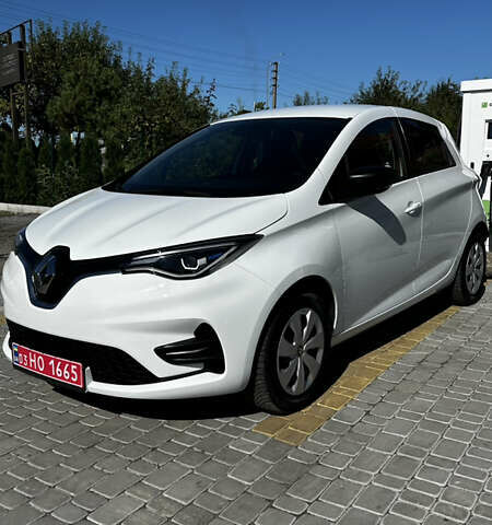 Белый Рено Зое, объемом двигателя 0 л и пробегом 62 тыс. км за 13150 $, фото 7 на Automoto.ua