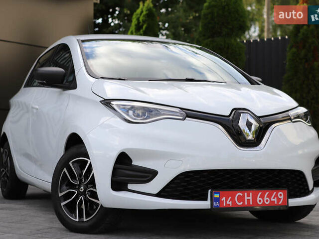 Белый Рено Зое, объемом двигателя 0 л и пробегом 19 тыс. км за 14400 $, фото 17 на Automoto.ua