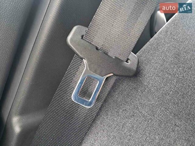 Білий Рено Зое, об'ємом двигуна 0 л та пробігом 12 тис. км за 14800 $, фото 57 на Automoto.ua