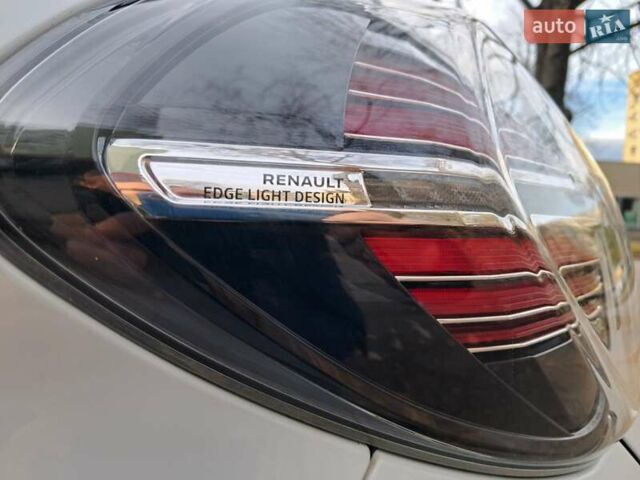 Білий Рено Зое, об'ємом двигуна 0 л та пробігом 12 тис. км за 14800 $, фото 137 на Automoto.ua