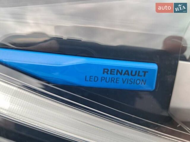 Білий Рено Зое, об'ємом двигуна 0 л та пробігом 12 тис. км за 14800 $, фото 95 на Automoto.ua