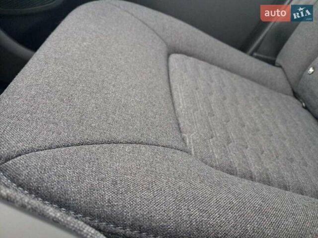 Білий Рено Зое, об'ємом двигуна 0 л та пробігом 12 тис. км за 14800 $, фото 64 на Automoto.ua