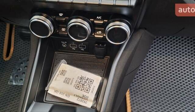 Белый Рено Зое, объемом двигателя 0 л и пробегом 54 тыс. км за 13900 $, фото 84 на Automoto.ua