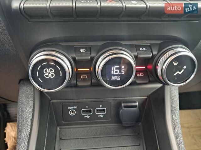 Білий Рено Зое, об'ємом двигуна 0 л та пробігом 12 тис. км за 14800 $, фото 68 на Automoto.ua