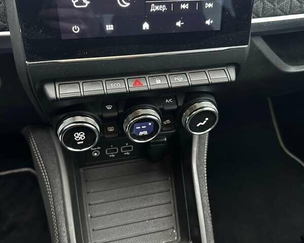 Белый Рено Зое, объемом двигателя 0 л и пробегом 29 тыс. км за 12158 $, фото 18 на Automoto.ua