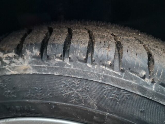 Білий Рено Зое, об'ємом двигуна 1 л та пробігом 61 тис. км за 6600 $, фото 10 на Automoto.ua