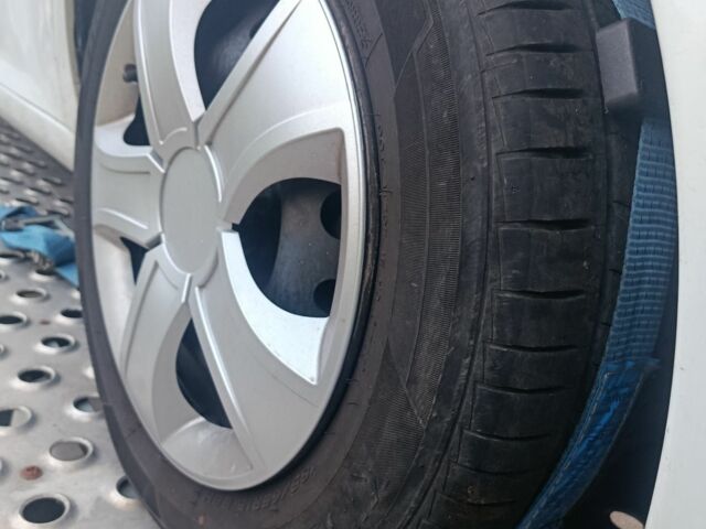 Білий Рено Зое, об'ємом двигуна 0 л та пробігом 80 тис. км за 7439 $, фото 7 на Automoto.ua