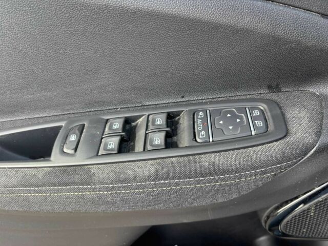 Рено Зое 2023 в Тернополе на Automoto.ua Белый Рено Зое, объемом двигателя 0 л и пробегом 30 тыс. км за 12222 $, фото 17 на Automoto.ua