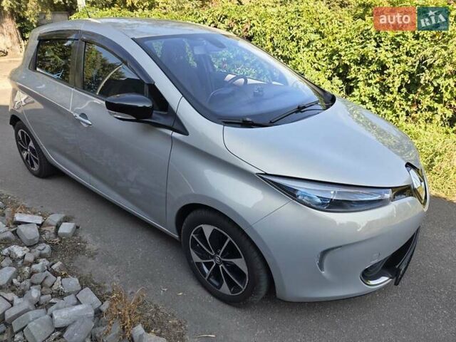Бежевий Рено Зое, об'ємом двигуна 0 л та пробігом 109 тис. км за 7500 $, фото 4 на Automoto.ua