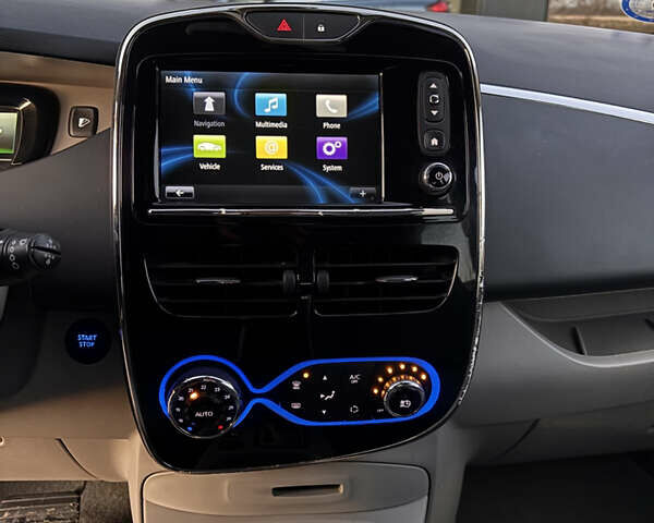 Бежевый Рено Зое, объемом двигателя 0 л и пробегом 77 тыс. км за 7199 $, фото 17 на Automoto.ua