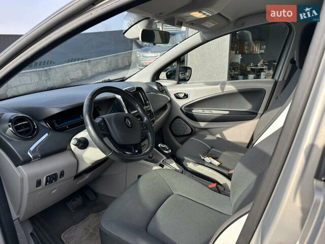 Бежевий Рено Зое, об'ємом двигуна 0 л та пробігом 80 тис. км за 7100 $, фото 5 на Automoto.ua