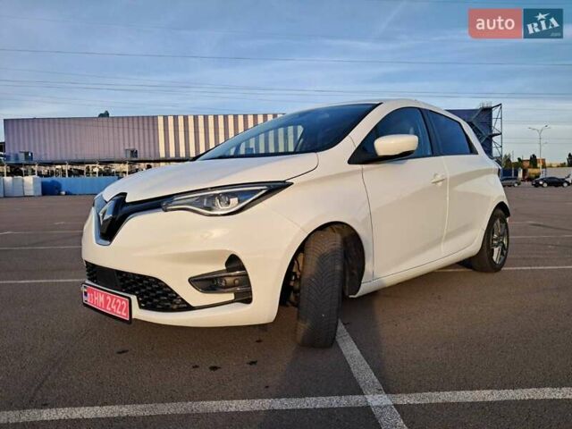 Бежевый Рено Зое, объемом двигателя 0 л и пробегом 70 тыс. км за 12900 $, фото 121 на Automoto.ua