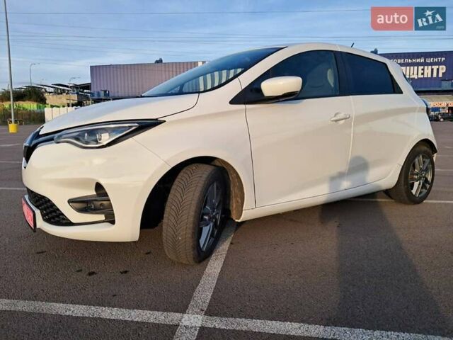 Бежевый Рено Зое, объемом двигателя 0 л и пробегом 70 тыс. км за 12900 $, фото 1 на Automoto.ua