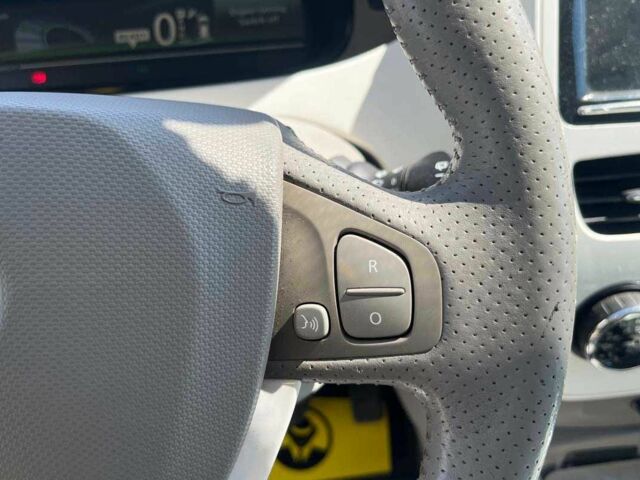 Черный Рено Зое, объемом двигателя 0 л и пробегом 113 тыс. км за 6800 $, фото 14 на Automoto.ua