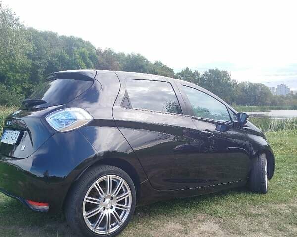 Черный Рено Зое, объемом двигателя 0 л и пробегом 59 тыс. км за 7200 $, фото 20 на Automoto.ua