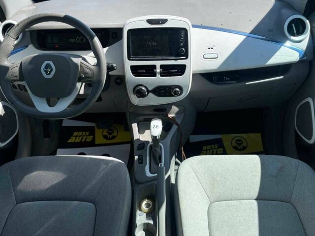 Черный Рено Зое, объемом двигателя 0 л и пробегом 113 тыс. км за 6800 $, фото 17 на Automoto.ua