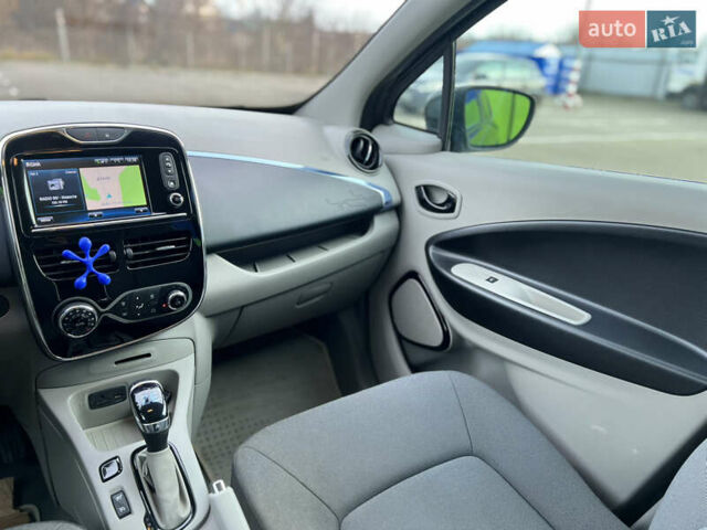 Чорний Рено Зое, об'ємом двигуна 0 л та пробігом 53 тис. км за 6500 $, фото 35 на Automoto.ua