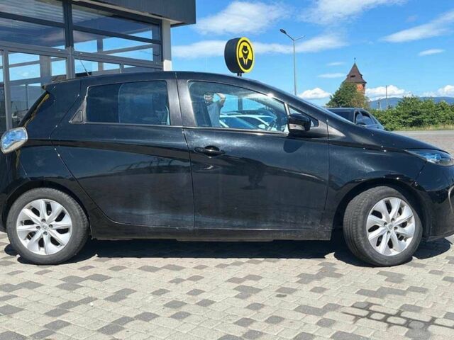 Черный Рено Зое, объемом двигателя 0 л и пробегом 113 тыс. км за 6800 $, фото 7 на Automoto.ua
