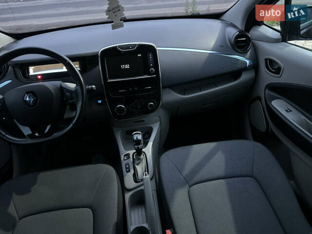 Чорний Рено Зое, об'ємом двигуна 0 л та пробігом 82 тис. км за 6400 $, фото 36 на Automoto.ua