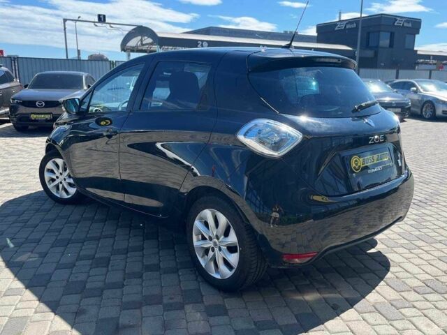 Черный Рено Зое, объемом двигателя 0 л и пробегом 113 тыс. км за 6800 $, фото 4 на Automoto.ua