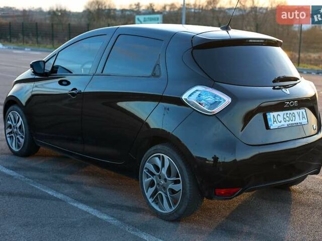 Черный Рено Зое, объемом двигателя 0 л и пробегом 110 тыс. км за 6800 $, фото 9 на Automoto.ua