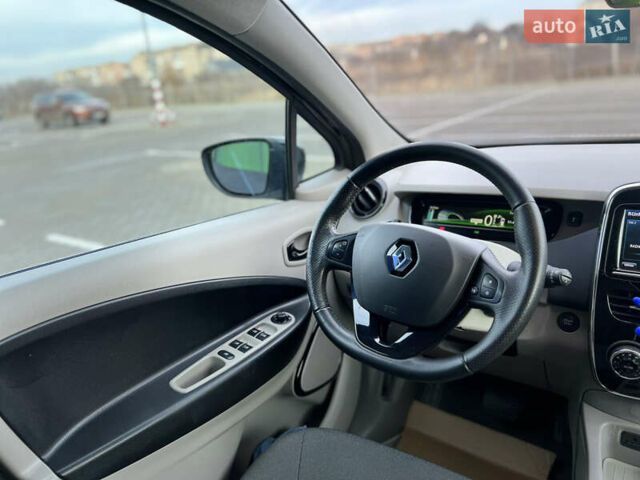 Чорний Рено Зое, об'ємом двигуна 0 л та пробігом 53 тис. км за 6500 $, фото 36 на Automoto.ua