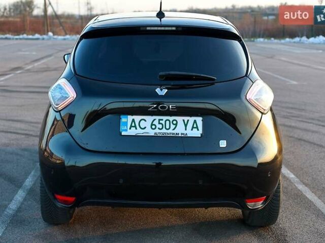 Черный Рено Зое, объемом двигателя 0 л и пробегом 110 тыс. км за 6800 $, фото 12 на Automoto.ua