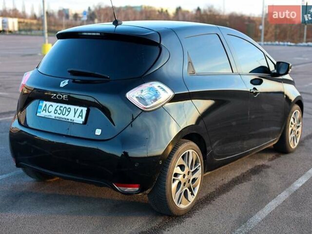 Черный Рено Зое, объемом двигателя 0 л и пробегом 110 тыс. км за 6800 $, фото 10 на Automoto.ua