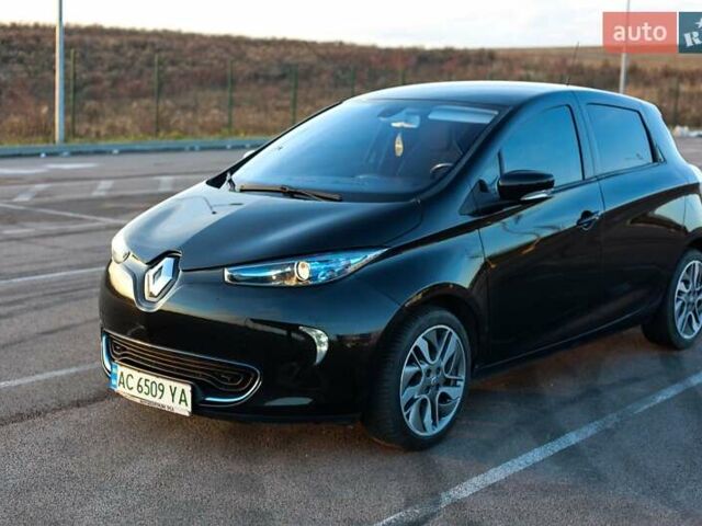 Черный Рено Зое, объемом двигателя 0 л и пробегом 110 тыс. км за 6800 $, фото 1 на Automoto.ua