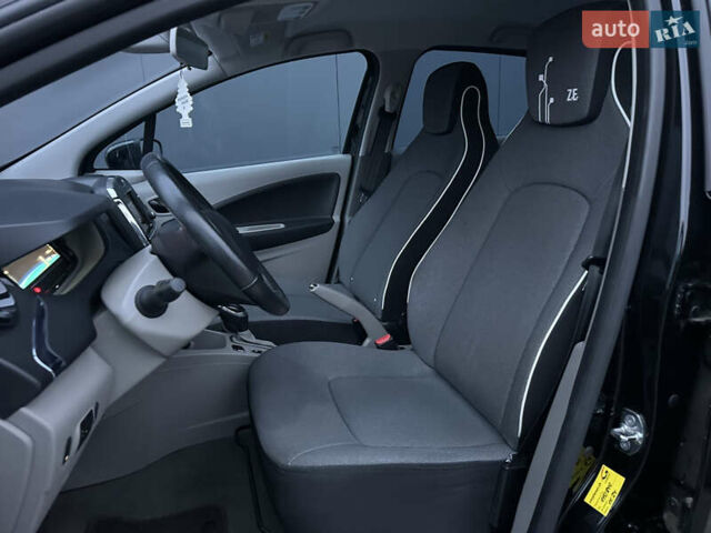 Чорний Рено Зое, об'ємом двигуна 0 л та пробігом 82 тис. км за 6400 $, фото 20 на Automoto.ua