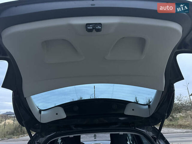 Чорний Рено Зое, об'ємом двигуна 0 л та пробігом 82 тис. км за 6400 $, фото 31 на Automoto.ua