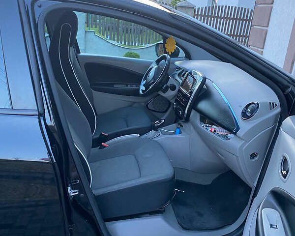 Чорний Рено Зое, об'ємом двигуна 0 л та пробігом 149 тис. км за 6300 $, фото 7 на Automoto.ua