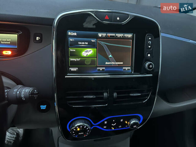 Чорний Рено Зое, об'ємом двигуна 0 л та пробігом 82 тис. км за 6400 $, фото 23 на Automoto.ua