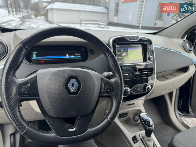 Черный Рено Зое, объемом двигателя 0 л и пробегом 91 тыс. км за 6499 $, фото 37 на Automoto.ua